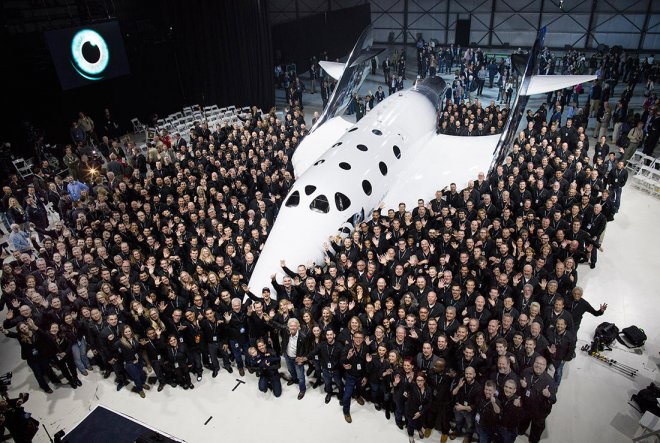 Річард Бренсон показав новий космічний корабель Virgin Galactic
