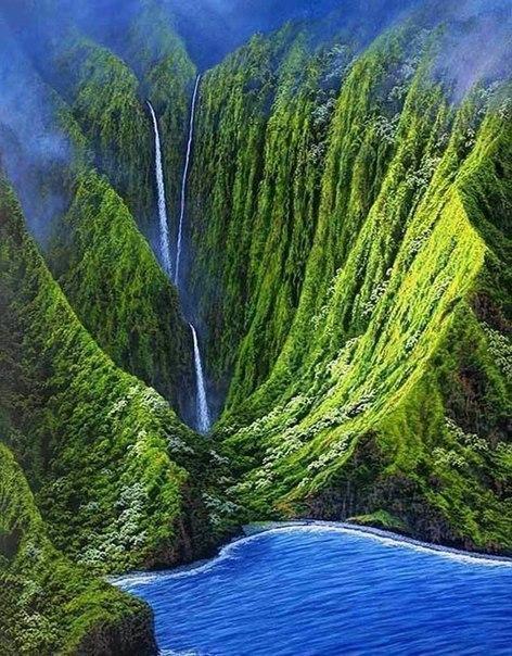 [Фото дня] Водоспад на острові Молокаї, штат Гаваї