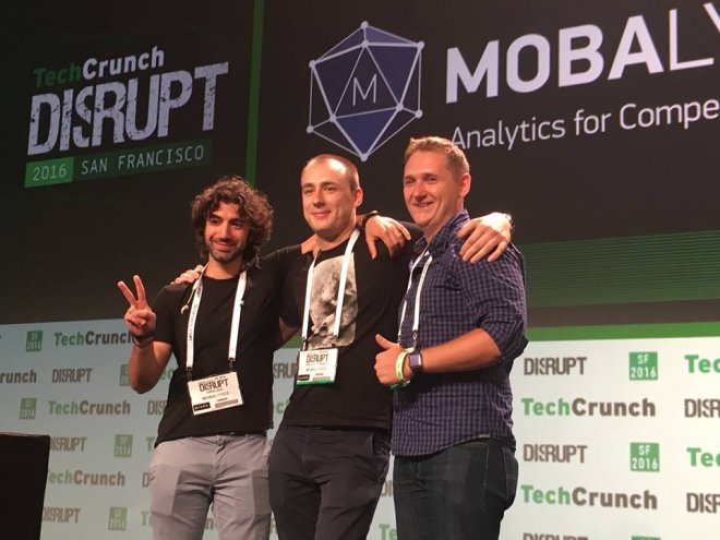 Стартап, заснований українцями, виграв кубок та $50 000 на TechCrunch Disrupt
