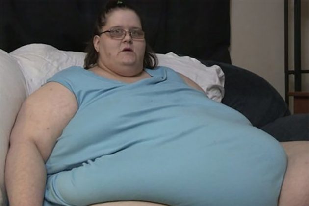 250-кілограмова жінка народила хлопчика. Як думаєте, скільки він важить?