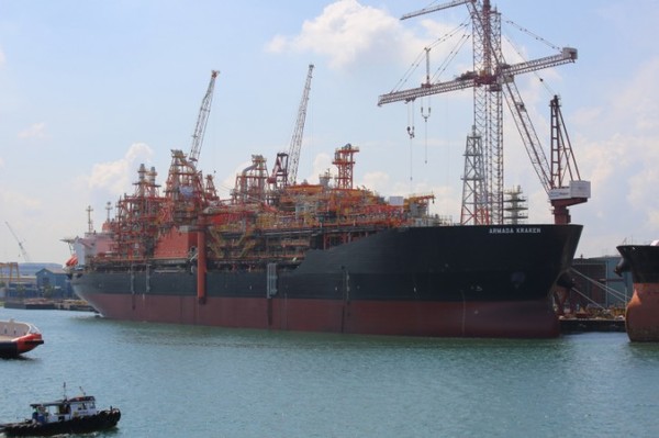 Сінгапурський танкер заплатив рекордне в історії Суецького каналу мито