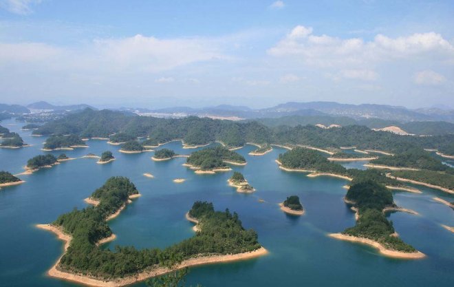 [Фото дня] «Озеро тисячі островів», Китай