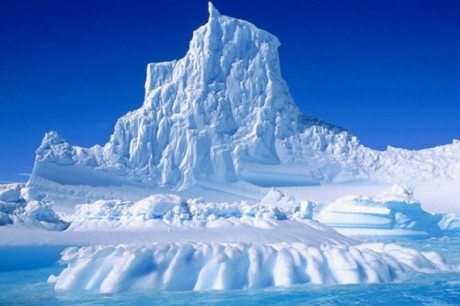 Від Антарктиди відколовся льодовик масою 1 трлн. тонн