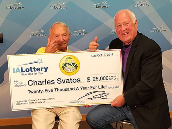 92-літній американець виграв в лотерею з довічним утриманням