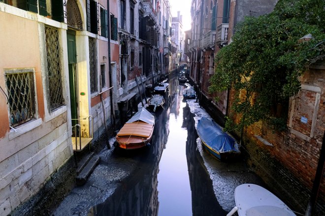У Венеції пересохли знамениті канали